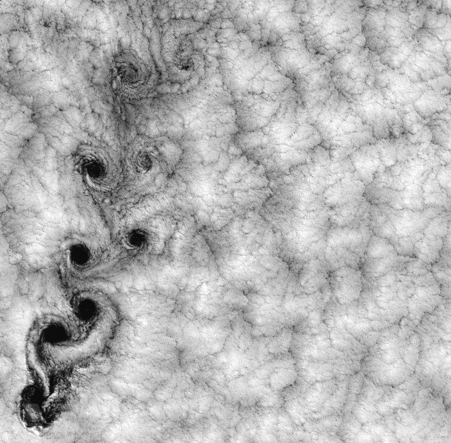 Fotomural Large-scale Fractal Motion of Clouds