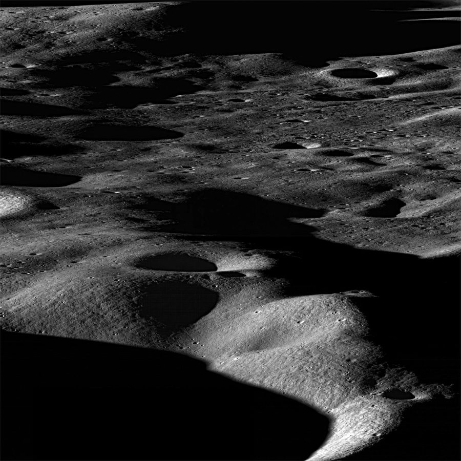 Fotomural Mountains of the Moon