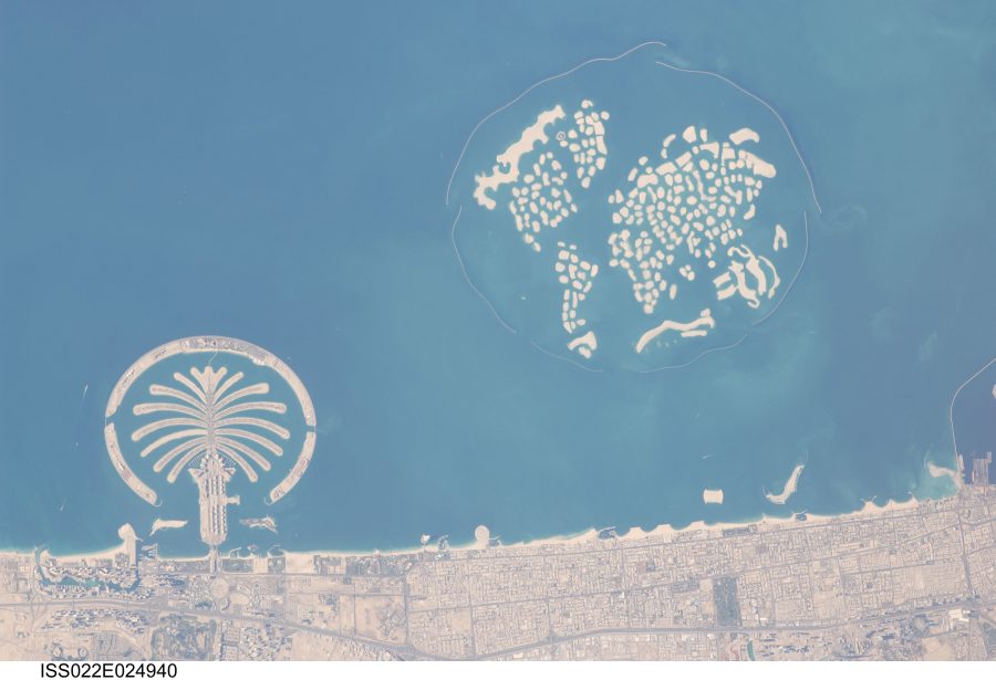 Fotomural Earth Observations taken by the Expedition 22 Crew