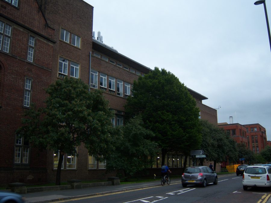 Fotomural Bedson Building, Newcastle University, 5 September 2013 (2) — Bedson Building, Newcastle University.

West facade.
