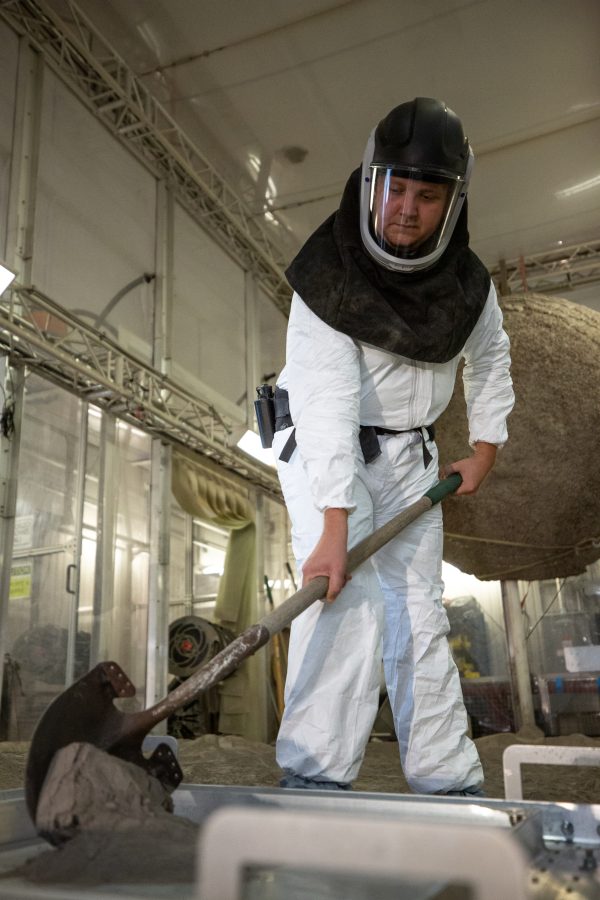Fotomural Relevant Environment Additive Construction Technology (REACT) Va