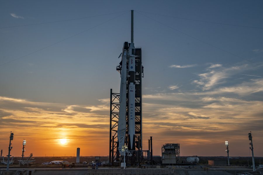 Fotomural SpaceX Crew-6 Sunset at LC-39A