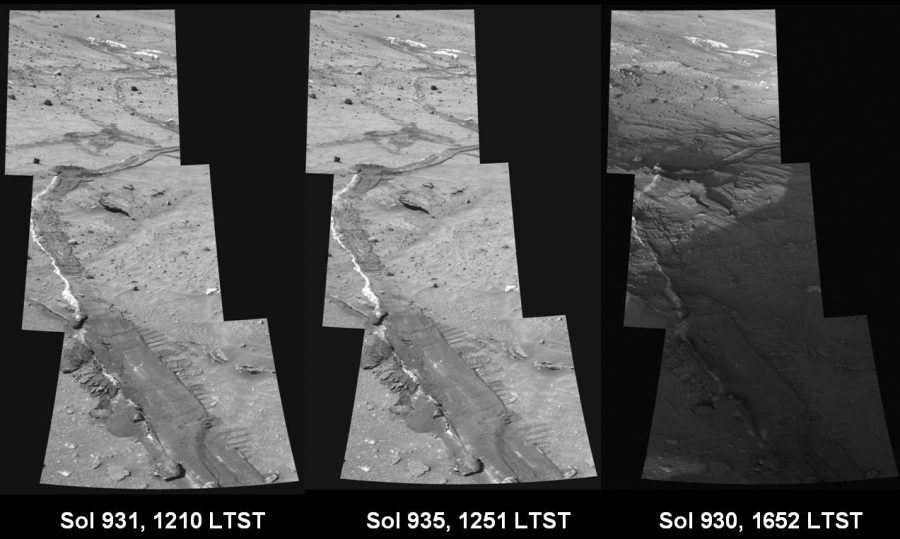Fotomural Shadows Draw Attention to Features of Mars Landscape Rover Tracks